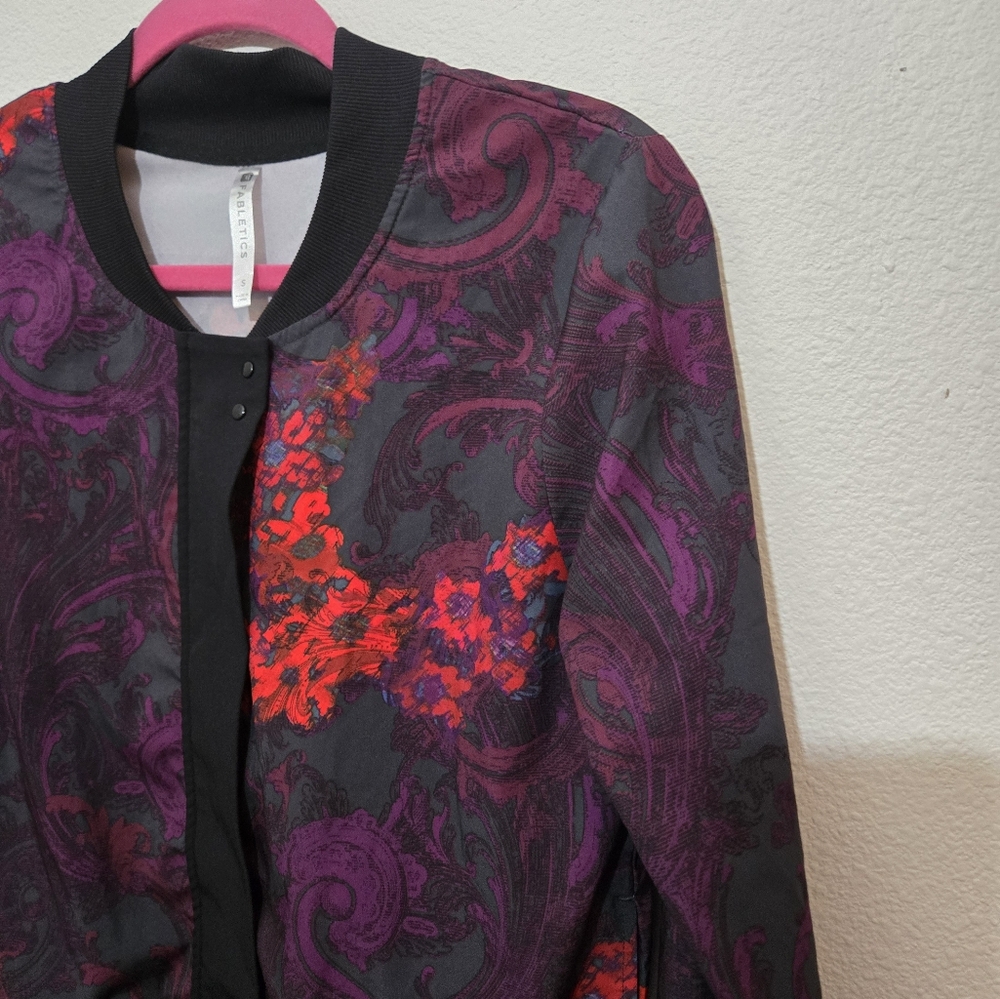 Fabletics Jacket Small - image 3